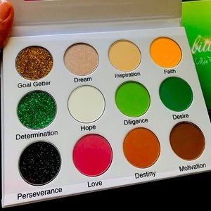 🖤LAST CHANCE🖤 BeautyByLupi✨ Collab Eyeshadow Palette “Ambition”